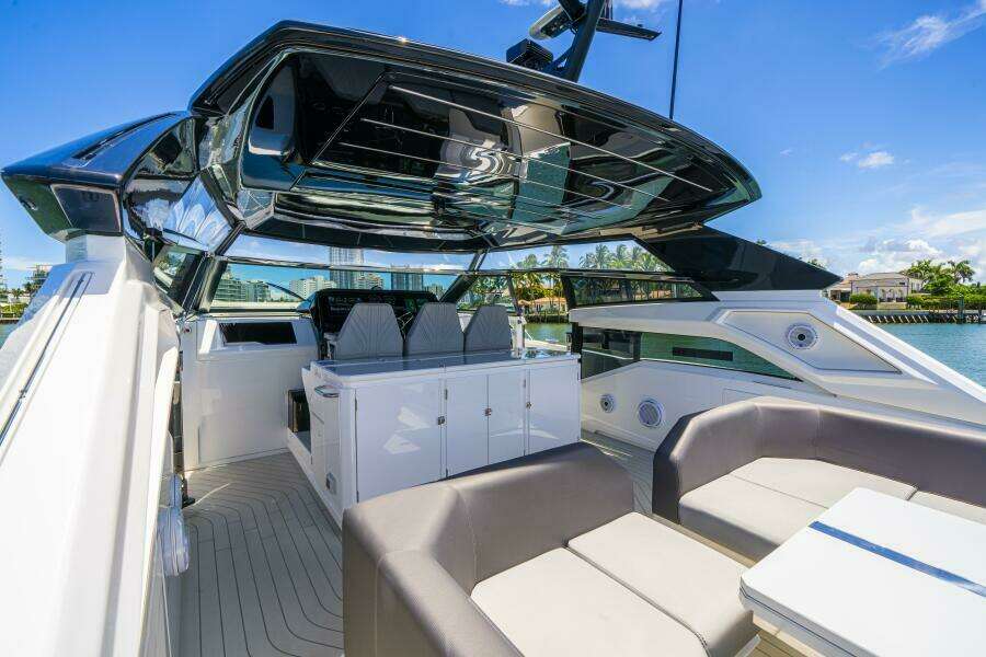 55ft Sunseeker Yacht For Sale