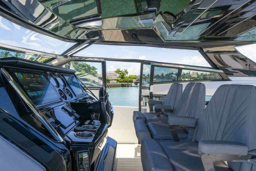 55ft Sunseeker Yacht For Sale