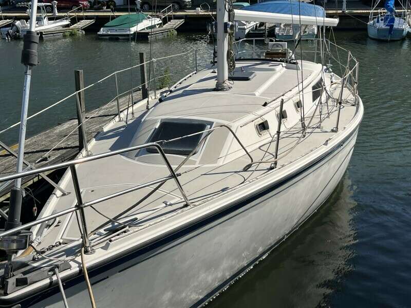 Humphrey 35ft O Day Yacht For Sale