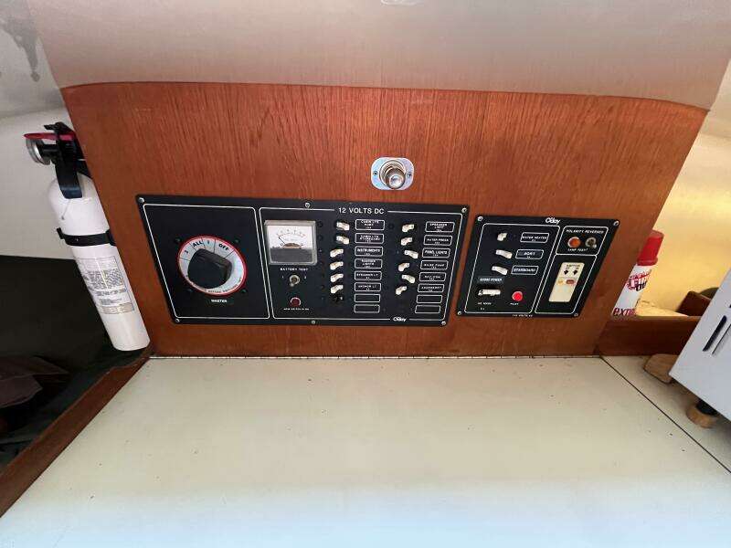 Humphrey 35ft O Day Yacht For Sale