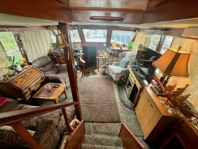 Sultana 42ft Uniflite Yacht For Sale