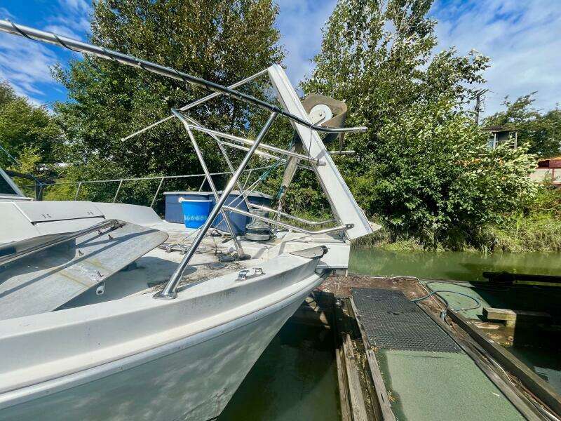 Sultana 42ft Uniflite Yacht For Sale