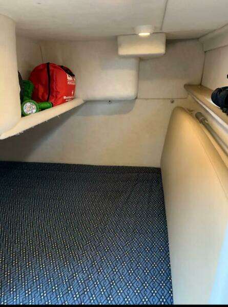 27ft Bayliner Yacht For Sale