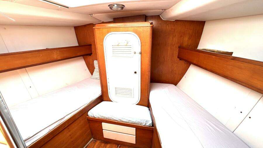 Diatomee 59ft Custom Yacht For Sale