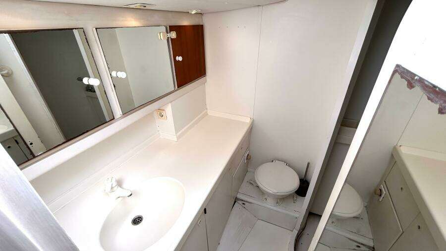 Diatomee 59ft Custom Yacht For Sale