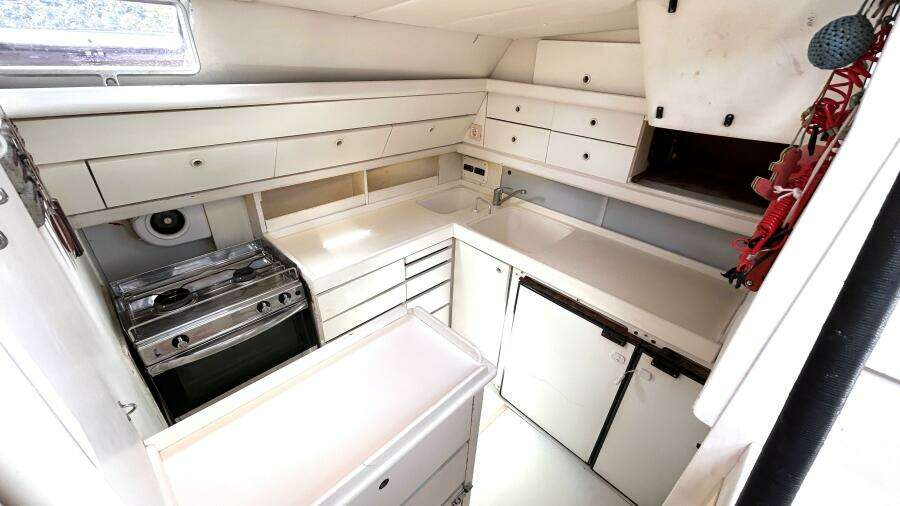 Diatomee 59ft Custom Yacht For Sale