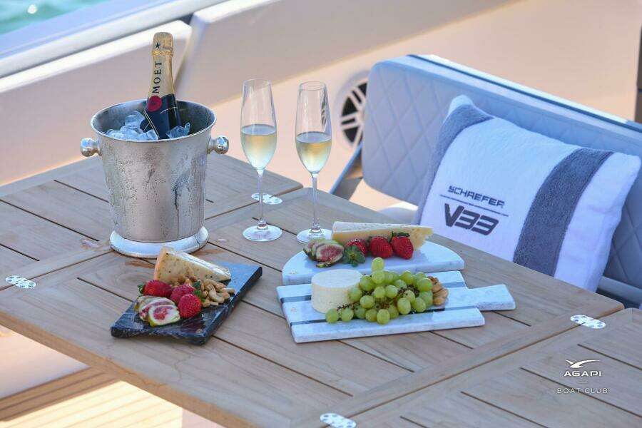 AGAPI 33ft Schaefer Yacht For Sale