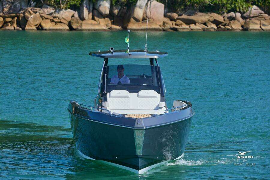 AGAPI 33ft Schaefer Yacht For Sale