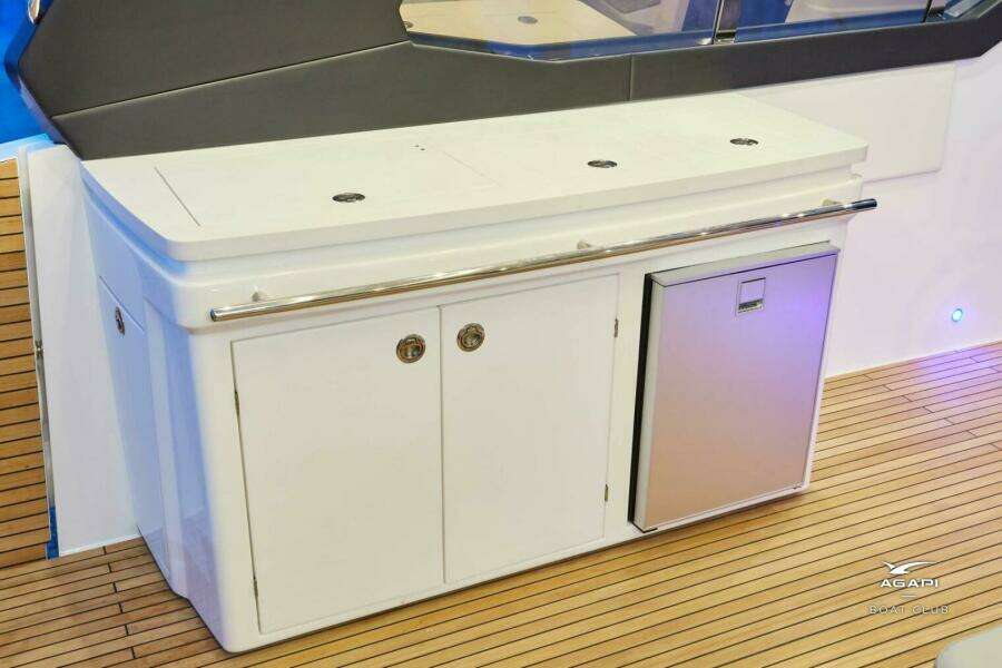 AGAPI 37ft Schaefer Yacht For Sale