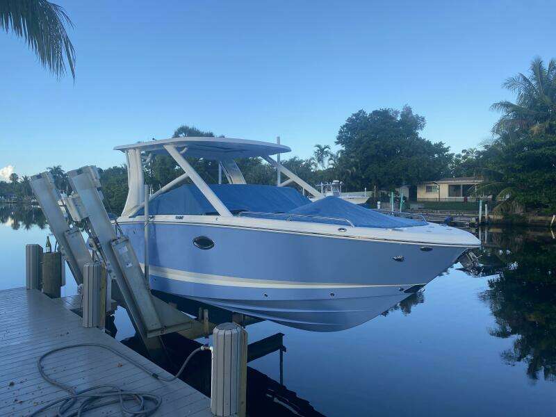 27ft Chaparral Yacht For Sale