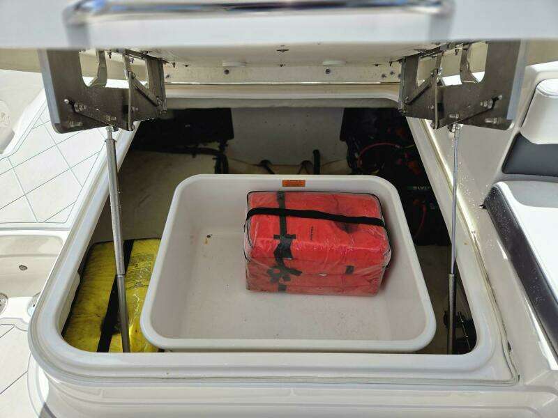 27ft Chaparral Yacht For Sale