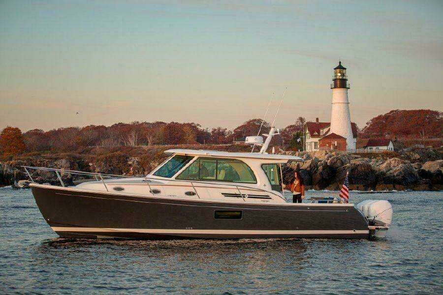 39ft Back Cove Yacht For Sale