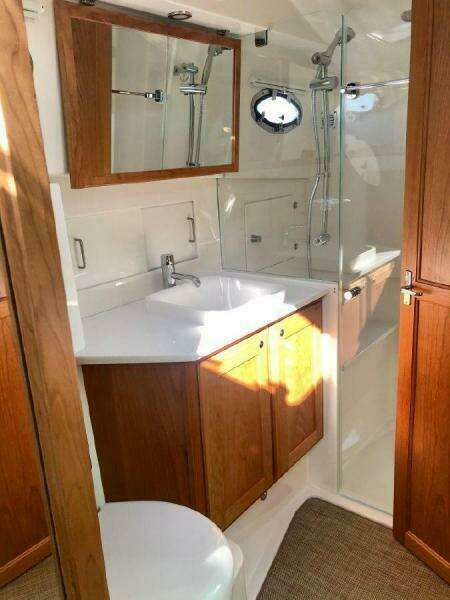 39ft Back Cove Yacht For Sale