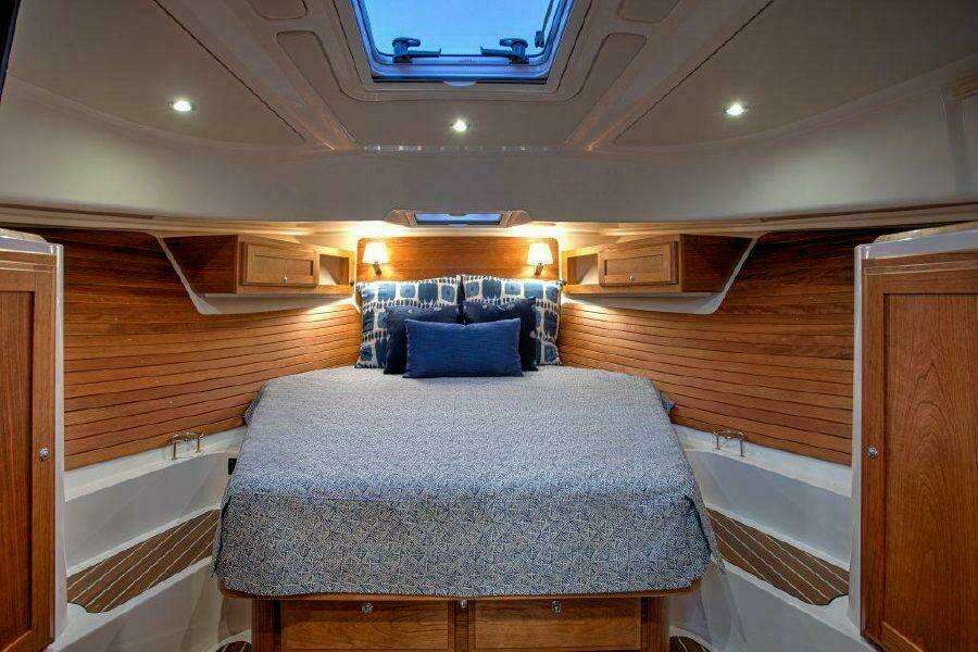 39ft Back Cove Yacht For Sale