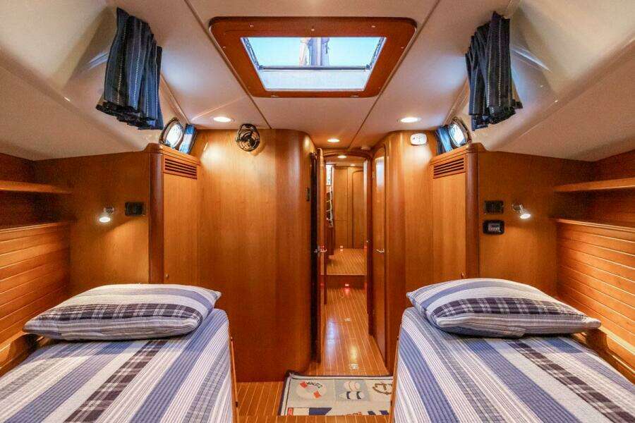 Forward VIP Looking Aft