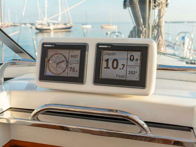 Companionway B&G's