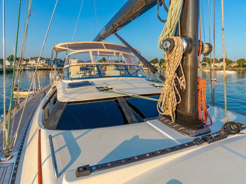 Deck Salon, Windows And Mast Base