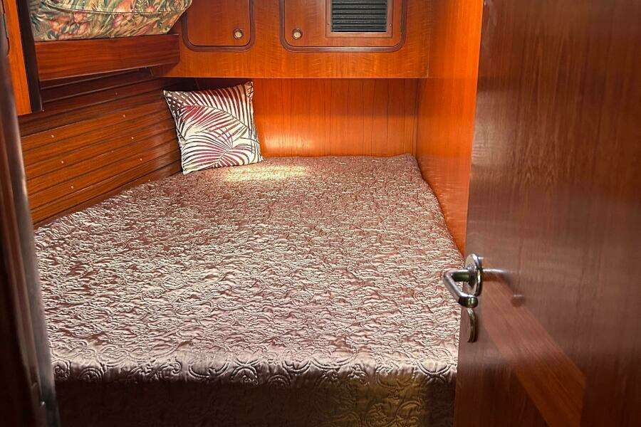 Zephyrus 50ft Beneteau Yacht For Sale
