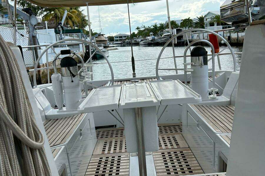 Zephyrus 50ft Beneteau Yacht For Sale