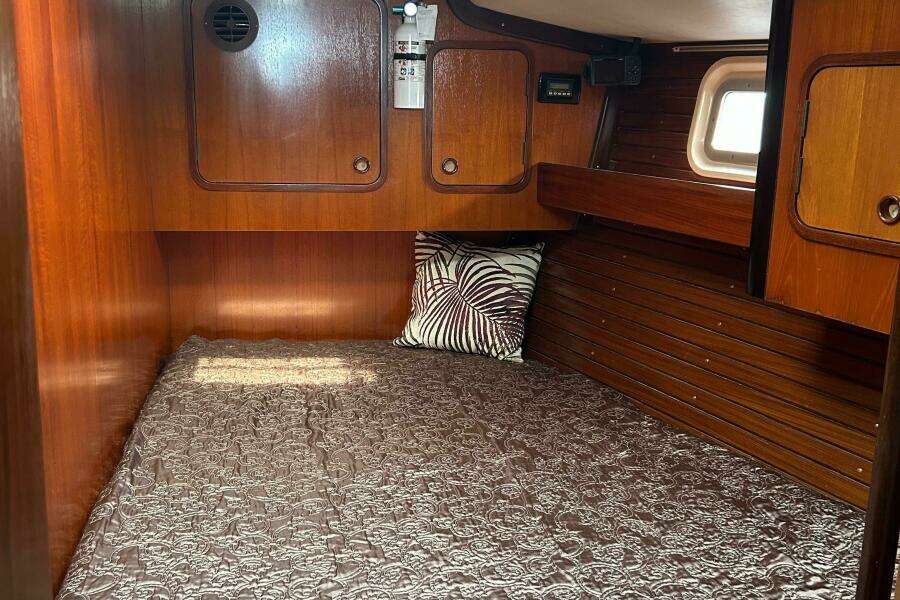 Zephyrus 50ft Beneteau Yacht For Sale