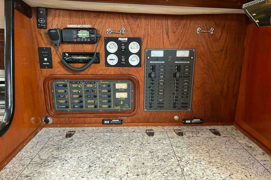 Zephyrus 50ft Beneteau Yacht For Sale