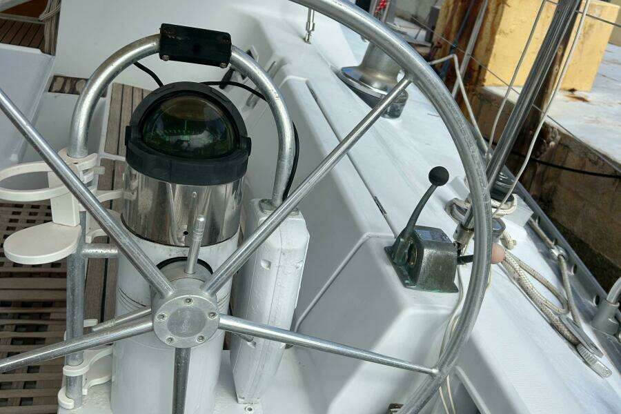 Zephyrus 50ft Beneteau Yacht For Sale