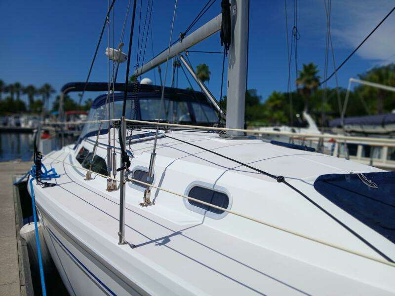 Evolution 35ft Catalina Yacht For Sale