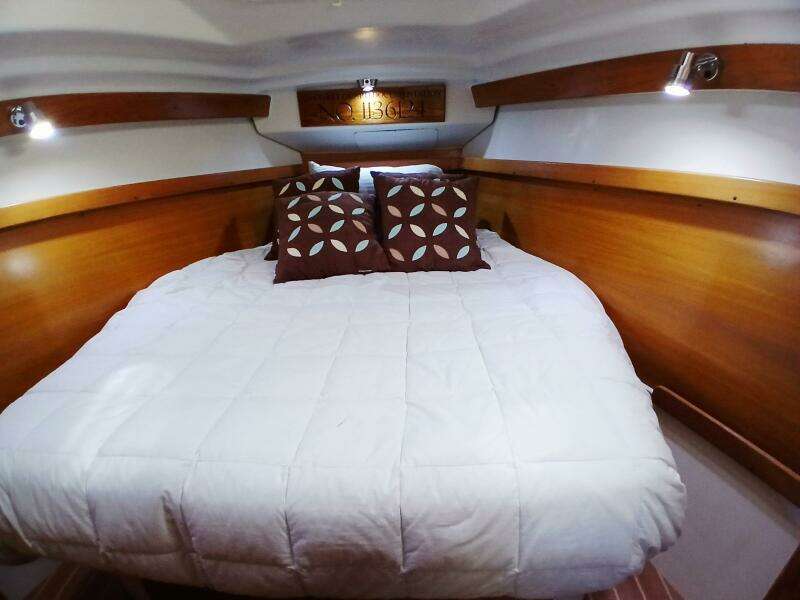 Evolution 35ft Catalina Yacht For Sale
