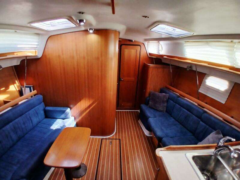 Evolution 35ft Catalina Yacht For Sale