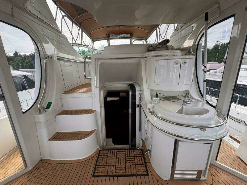 Aisle B 46ft Carver Yacht For Sale
