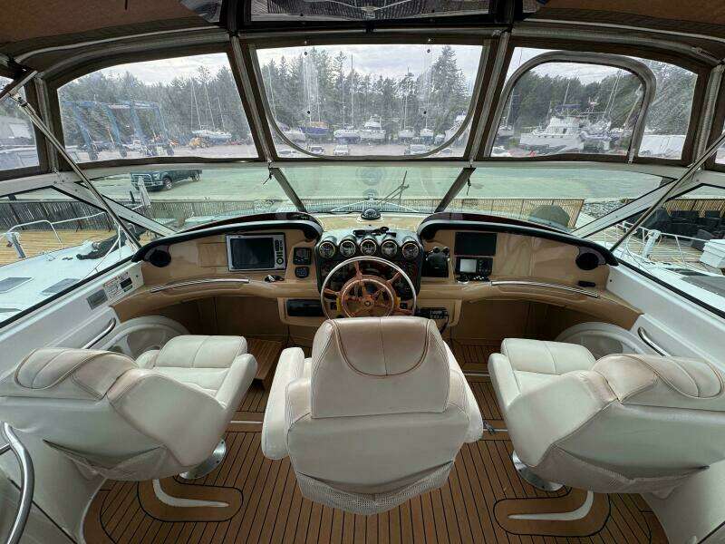Aisle B 46ft Carver Yacht For Sale