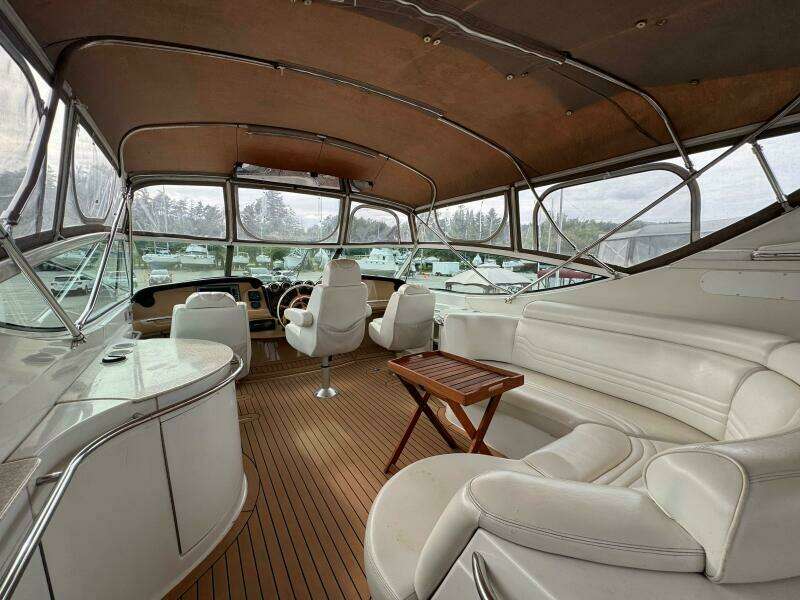 Aisle B 46ft Carver Yacht For Sale