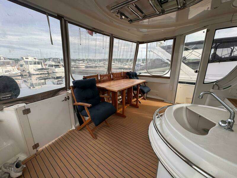 Aisle B 46ft Carver Yacht For Sale