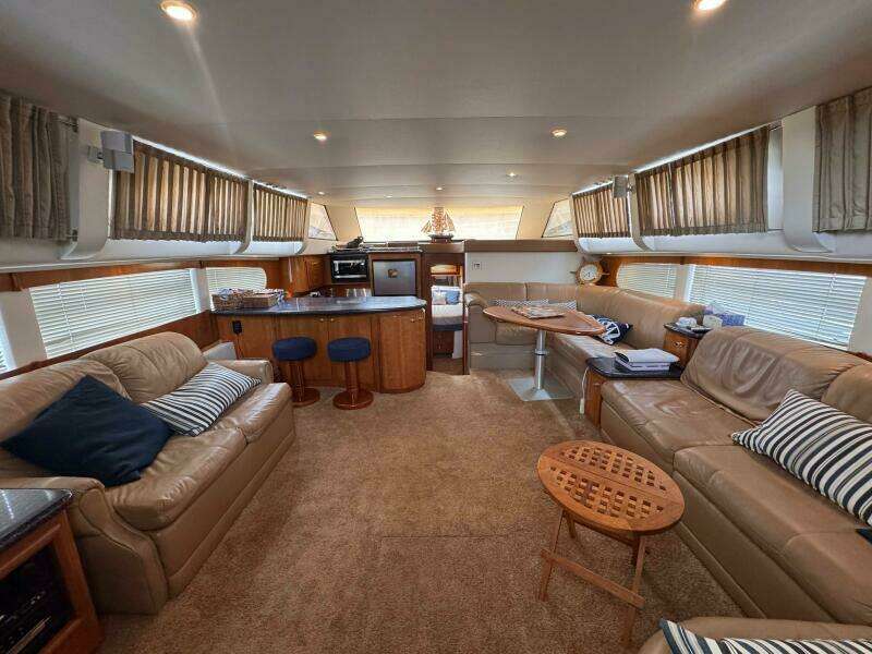Aisle B 46ft Carver Yacht For Sale