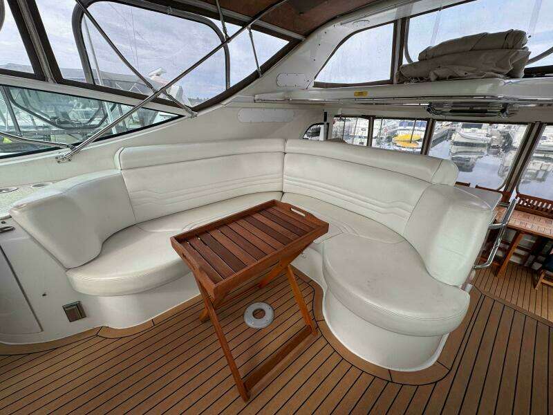 Aisle B 46ft Carver Yacht For Sale