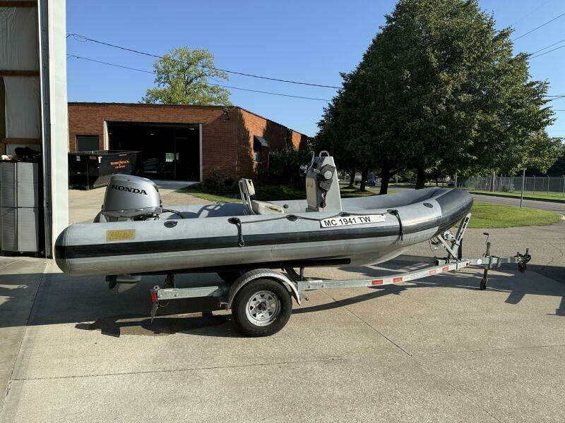 15ft McLaughlin Yacht For Sale