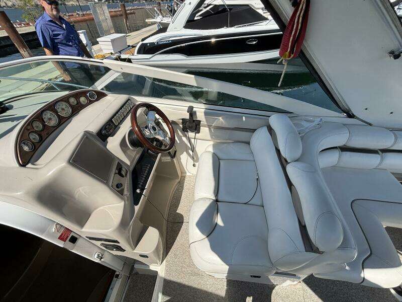 28ft Doral Yacht For Sale