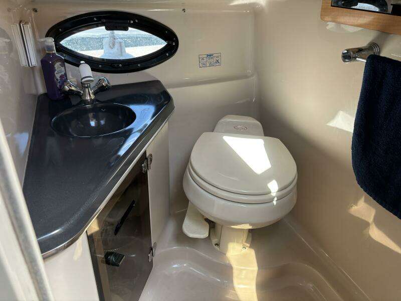 28ft Doral Yacht For Sale