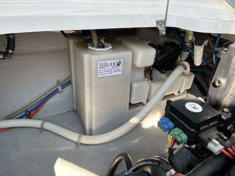 28ft Doral Yacht For Sale