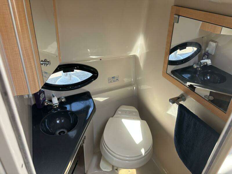 28ft Doral Yacht For Sale