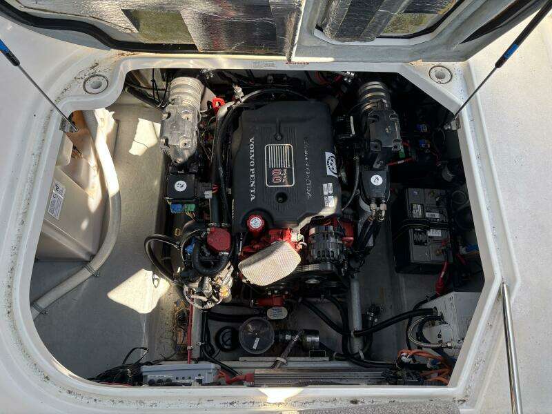 28ft Doral Yacht For Sale