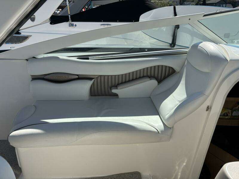 28ft Doral Yacht For Sale
