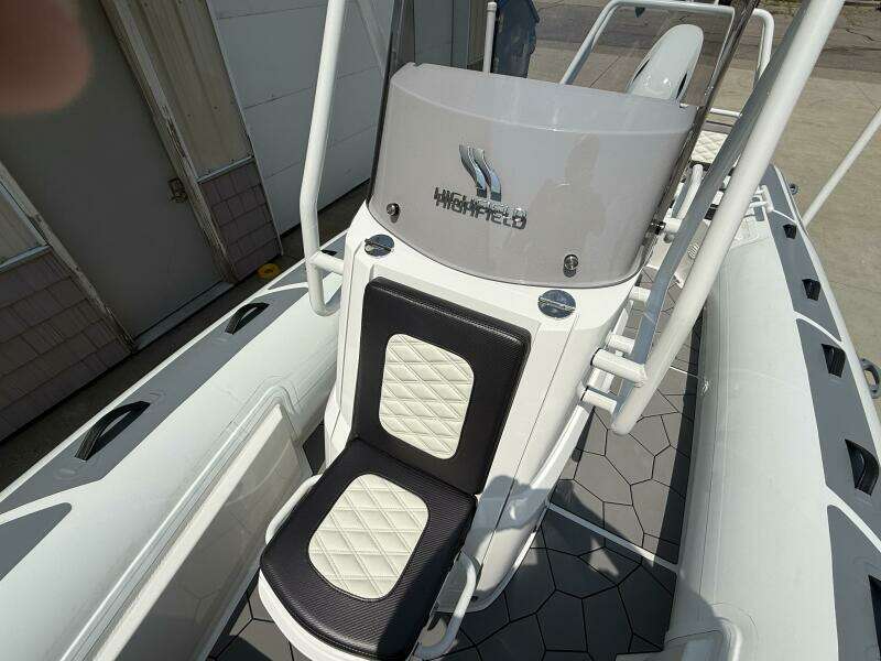 19ft Highfield Yacht For Sale