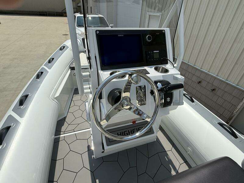 19ft Highfield Yacht For Sale
