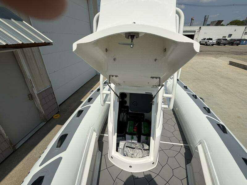 19ft Highfield Yacht For Sale