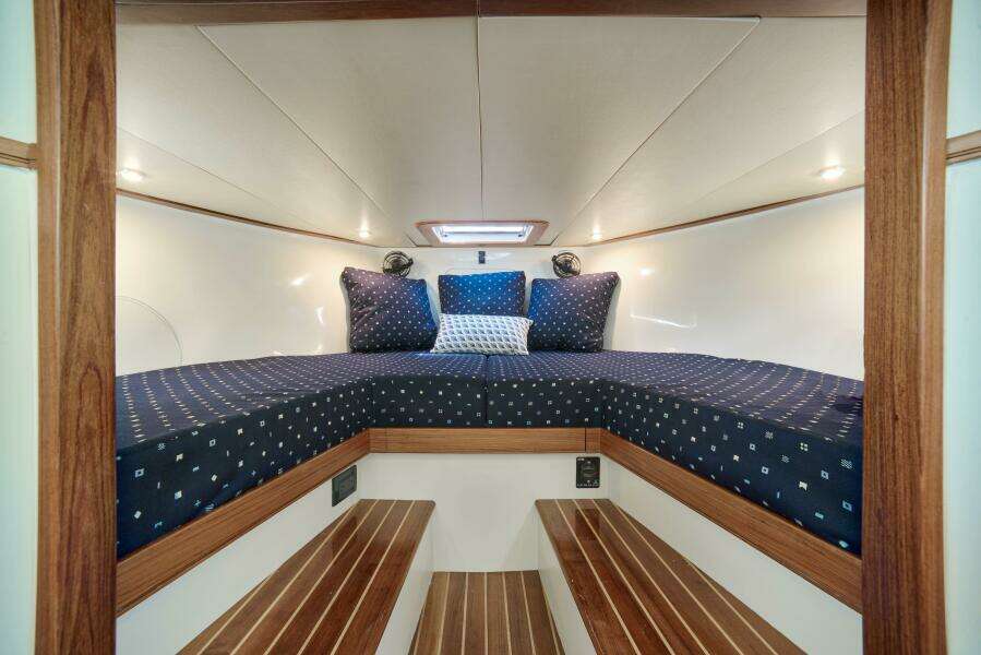 ROVER 37ft Marlow Yacht For Sale