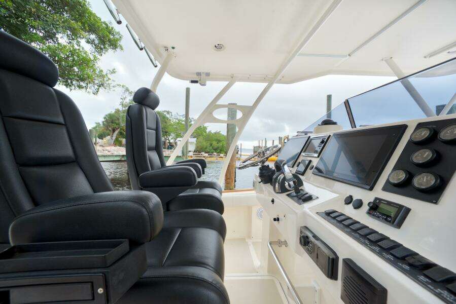 ROVER 37ft Marlow Yacht For Sale