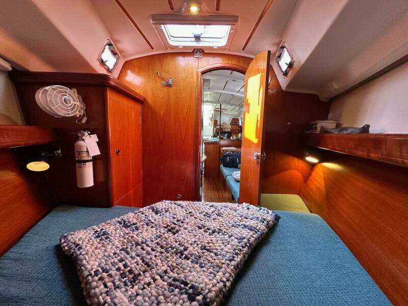 36ft Beneteau Yacht For Sale