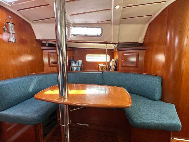 36ft Beneteau Yacht For Sale
