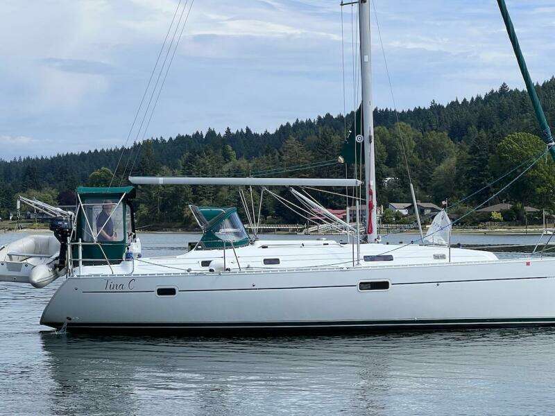 36ft Beneteau Yacht For Sale